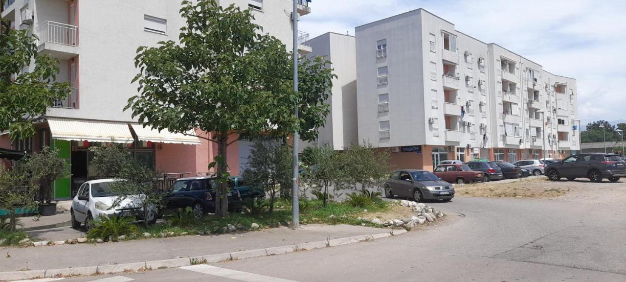 Apartment Luka Ποντγορίτσα Εξωτερικό φωτογραφία