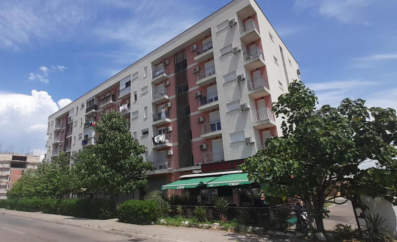 Apartment Luka Ποντγορίτσα Εξωτερικό φωτογραφία